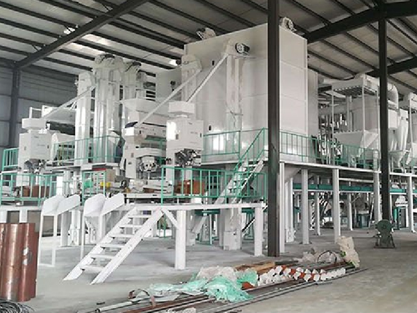 成套<a href=http://http://g-ma.cn/product/6/ target=_blank class=infotextkey>玉米加工機(jī)械</a>